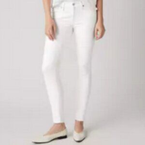 Levi's women's white skinny jeans, sz W30 L30